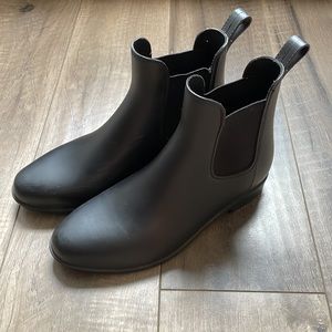 Chelsea Rain Boots